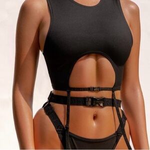 BUCKLE UP GARTER TOP - BLACK